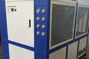 > </div>
<div class=